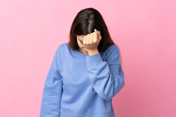 Young Caucasian Woman Isolated Pink Background Headache — Stock Photo, Image