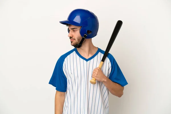 Junger Kaukasischer Mann Spielt Baseball Isoliert Auf Weißem Hintergrund Und — Stockfoto