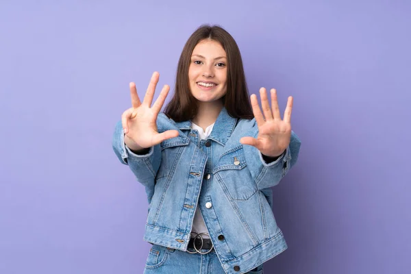 Έφηβος Καυκάσιος Κορίτσι Απομονώνονται Μωβ Φόντο Καταμέτρηση Εννέα Δάχτυλα — Φωτογραφία Αρχείου