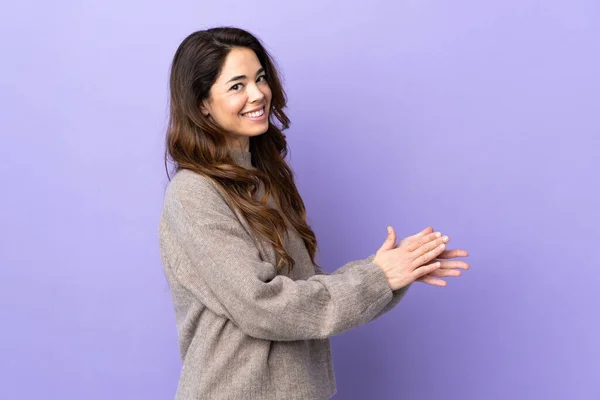 Woman Isolated Purple Background Applauding — 图库照片