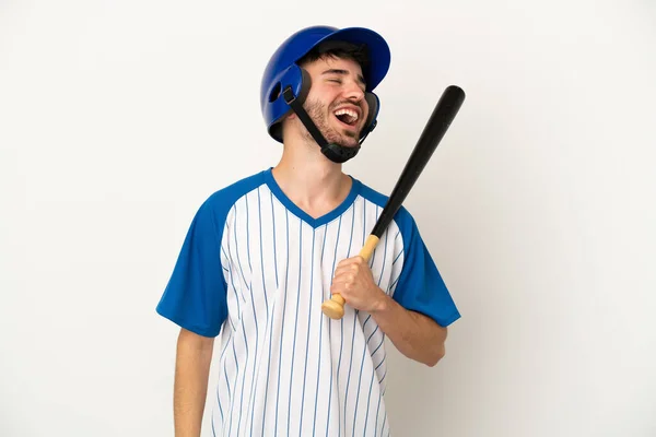 Jonge Kaukasische Man Spelen Honkbal Geïsoleerd Witte Achtergrond Lachen — Stockfoto