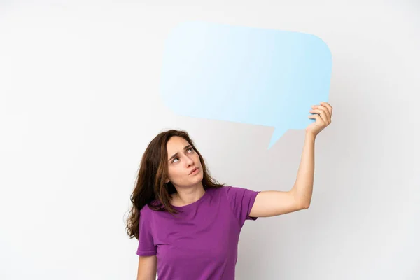 Young Caucasian Woman Isolated White Background Holding Empty Speech Bubble — Stock Photo, Image