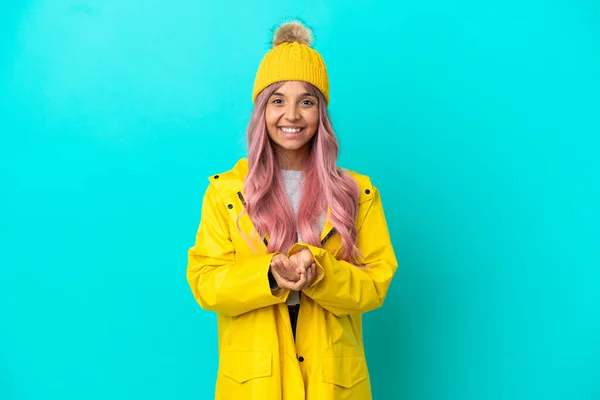 Young Woman Pink Hair Wearing Rainproof Coat Isolated Blue Background — Stock Photo, Image