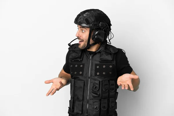 Jong Kaukasisch Swat Geïsoleerd Witte Achtergrond Met Verrassing Gezichtsuitdrukking — Stockfoto