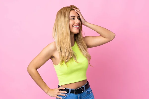 Young Uruguayan Blonde Woman Isolated Pink Background Smiling Lot — ストック写真