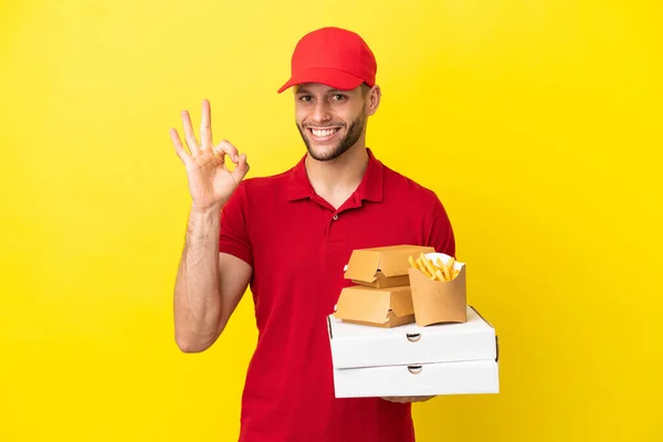 Pizza Delivery Man Pizza Boxes Burgers Isolated Background — Φωτογραφία Αρχείου