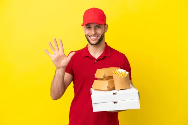 Entregador Pizza Pegar Caixas Pizza Hambúrgueres Sobre Fundo Isolado Contando — Fotografia de Stock