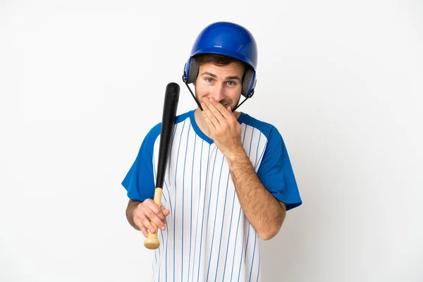 Jovem Caucasiano Jogando Beisebol Isolado Fundo Branco Feliz Sorrindo Cobrindo — Fotografia de Stock