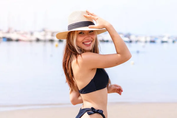 Joven Chica Rubia Bonita Feliz Traje Baño Las Vacaciones Verano —  Fotos de Stock