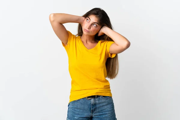 Jonge Blanke Vrouw Geïsoleerd Witte Achtergrond Gefrustreerd Het Bedekken Van — Stockfoto