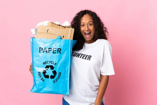 Tiener Cubaanse Meisje Met Een Recycling Zak Vol Papier Recyclen — Stockfoto