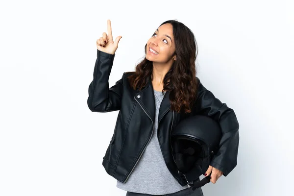 Mujer Joven Sosteniendo Casco Motocicleta Sobre Fondo Blanco Aislado Apuntando — Foto de Stock