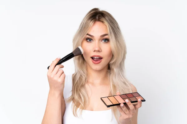 Teenager Blonde Mädchen Über Isolierten Weißen Hintergrund Mit Make Palette — Stockfoto