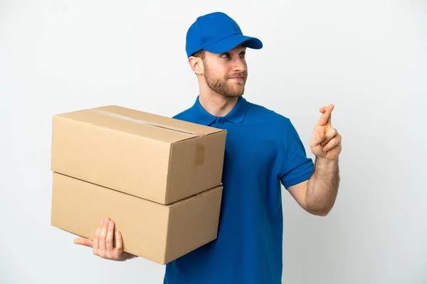 Liefermann Vor Isoliertem Weißem Hintergrund Mit Daumendrücken Und Besten Wünschen — Stockfoto