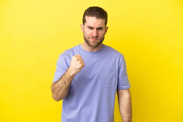 Handsome Blonde Man Isolated Yellow Background Unhappy Expression — Stock Photo, Image