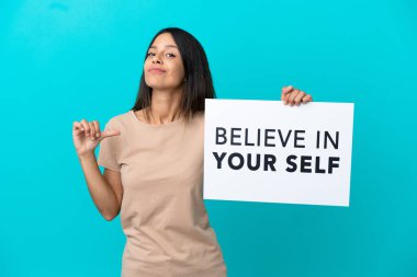 Arka planda, üzerinde 