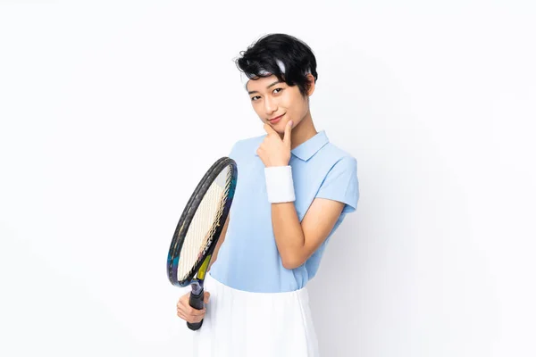 Jeune Joueuse Tennis Vietnamienne Femme Sur Mur Blanc Isolé Jouant — Photo