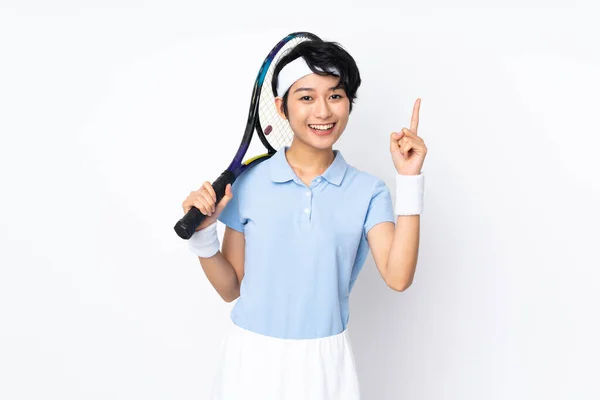 Jeune Joueuse Tennis Vietnamienne Femme Sur Mur Blanc Isolé Jouant — Photo