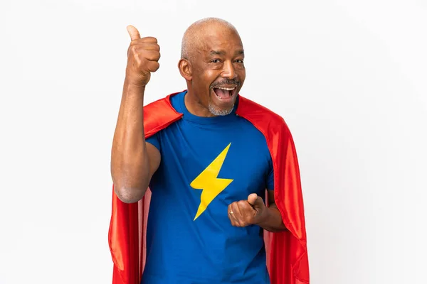 Super Hero Senior Man Geïsoleerd Witte Achtergrond Vieren Van Een — Stockfoto