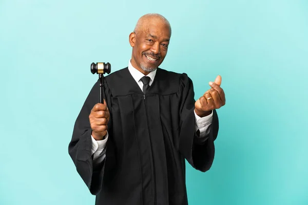 Judge Senior Man Isolated Blue Background Making Money Gesture — Stock Photo, Image