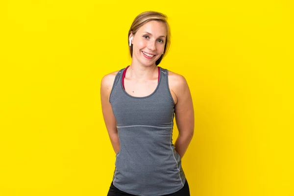 Joven Mujer Inglesa Aislada Sobre Fondo Amarillo Feliz Sonriente —  Fotos de Stock