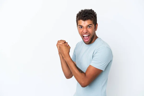 Junger Schöner Brasilianischer Mann Auf Weißem Hintergrund Der Einen Sieg — Stockfoto