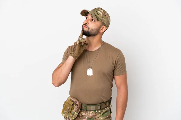 Young Arab Soldier Man Isolated White Background Having Doubts While — Stock Photo, Image