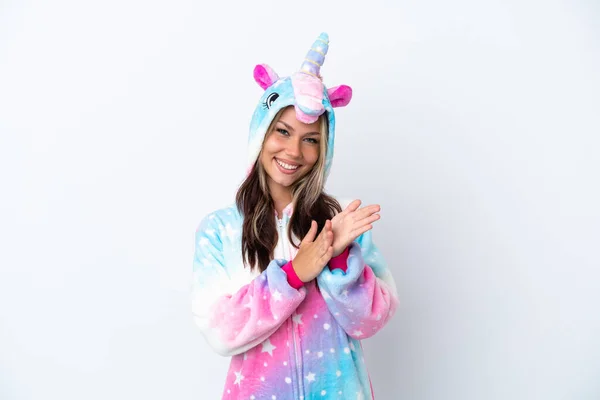 Mujer Rusa Joven Con Pijama Unicornio Aislado Sobre Fondo Blanco —  Fotos de Stock