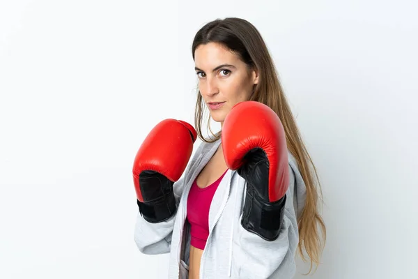 Junge Sportlerin Vor Isoliertem Hintergrund Mit Boxhandschuhen — Stockfoto