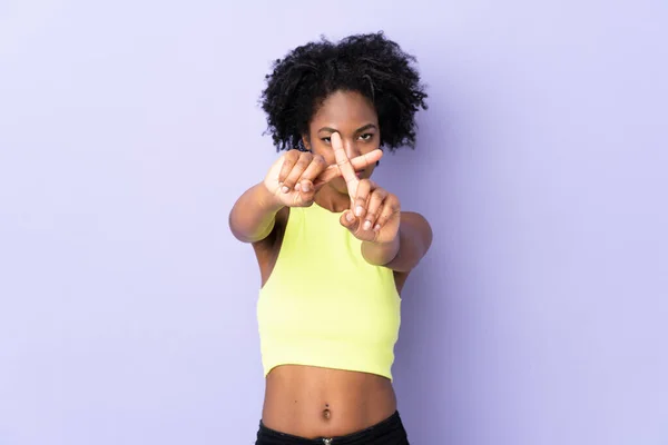 Young African American Woman Isolated Purple Background Making Stop Gesture — Stock Photo, Image