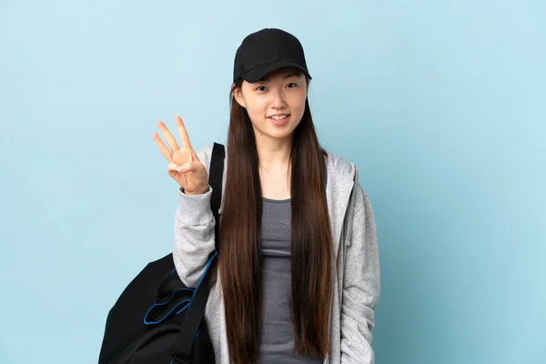 Jovem Esporte Mulher Chinesa Com Saco Desporto Sobre Fundo Azul — Fotografia de Stock