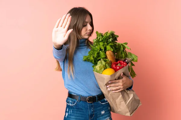 Jonge Litouwse Vrouw Met Een Boodschappentas Maken Stop Gebaar Teleurgesteld — Stockfoto