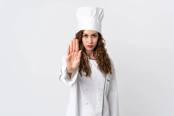 Joven Chef Mujer Aislada Sobre Fondo Blanco Haciendo Stop Gesture —  Fotos de Stock