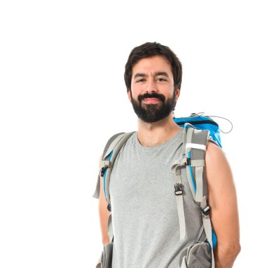 Backpacker izole beyaz arka plan üzerinde