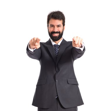 Beyaz arka plan üzerinde öne dönük iş adamı