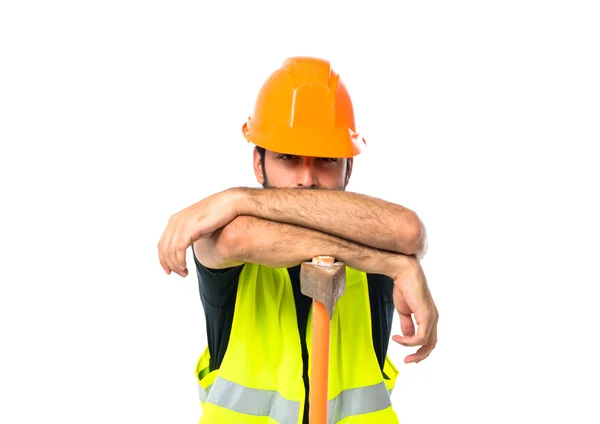 Trabajador con hacha sobre fondo blanco — Foto de Stock