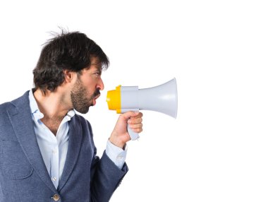 İzole beyaz arka plan üzerinde bağırarak işadamı