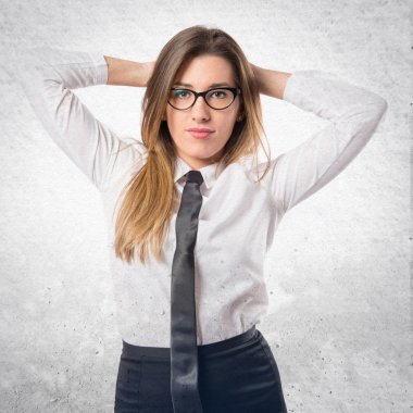 izole beyaz zemin üzerine genç iş kadını 