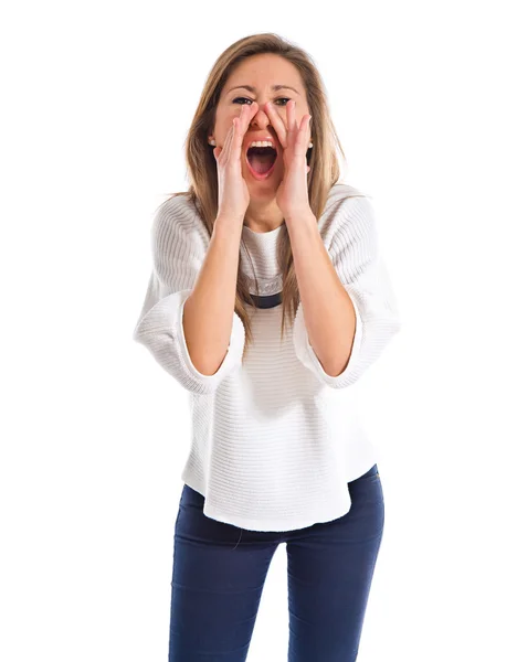 Mujer gritando sobre fondo blanco — Foto de Stock