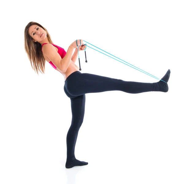 Sport vrouw rekken met touw — Stockfoto
