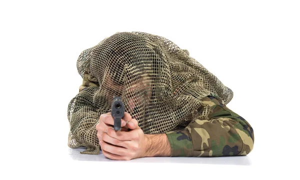 Soldado disparando un arma —  Fotos de Stock