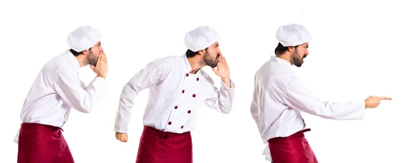 Chef gritando y señalando sobre fondo blanco —  Fotos de Stock