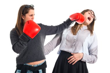 İkiz kardeşler mücadele