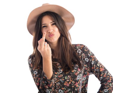 Sevimli kadın boynuz jest yapma 