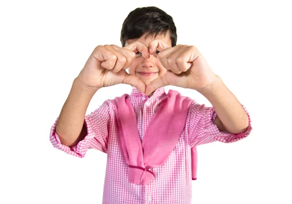 Ragazzo che fa un cuore con le mani — Foto Stock