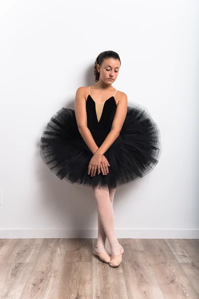 Woman ballet in studio — Stock Photo, Image