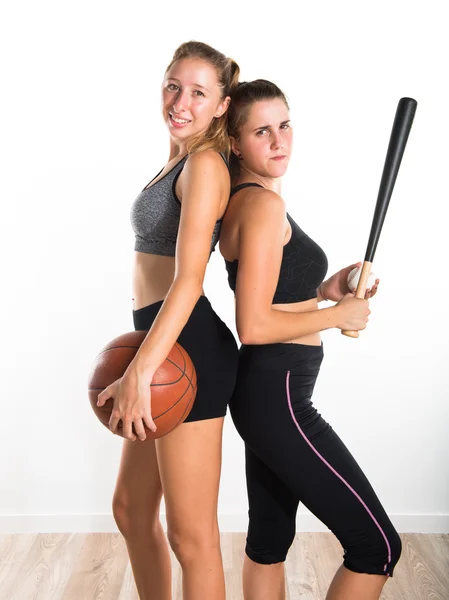 Mulheres que praticam esportes — Fotografia de Stock