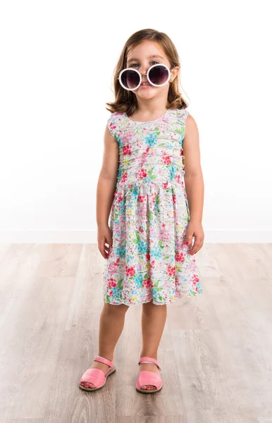 Дитячі сонцезахисні окуляри — стокове фото
