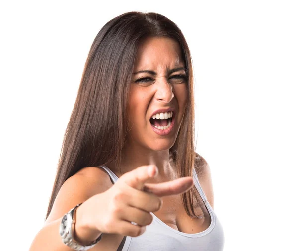 Mujer gritando y señalando hacia el frente — Foto de Stock