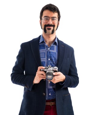 Vintage delikanlı ile fotoğraf makinesi